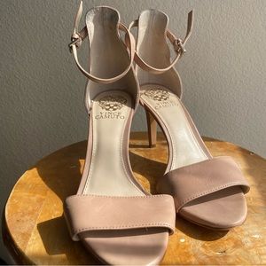 Vince camuto tan ankle strap stiletto heels size 7.5